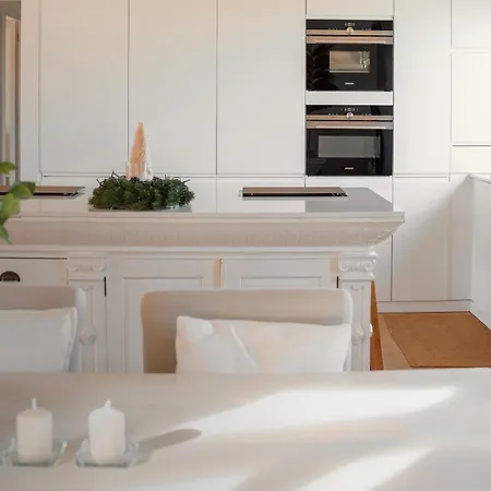Antonias - Adults Only 4*